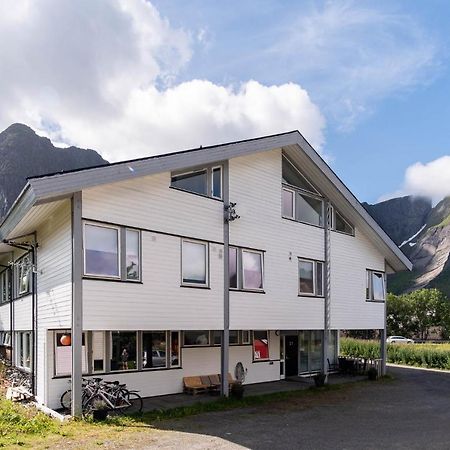 Reine Basecamp - Apartments & Rooms Εξωτερικό φωτογραφία